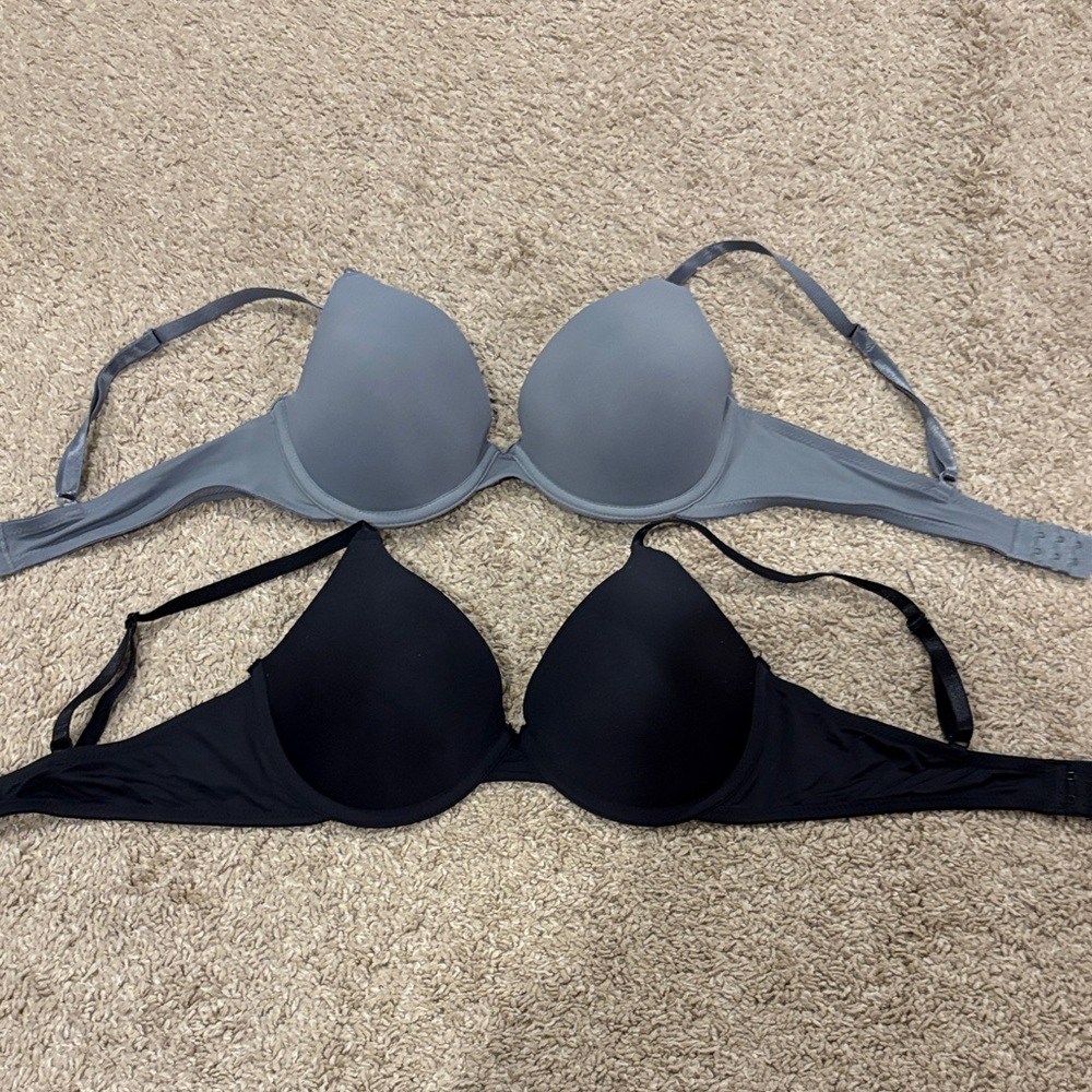 No Boundaries Smooth T-Shirt Bras - Gray & Black